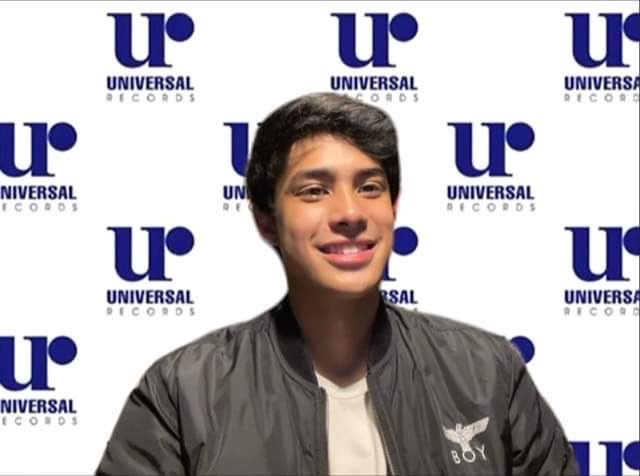 Donny Pangilinan renews contract with Universal Records
