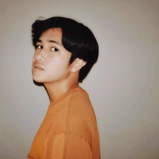 Paolo Sandejas drops first Tagalog song and music video, “Misteryo”