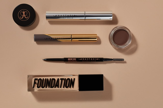 SNAG HUGE DISCOUNTS AT RUSTAN’S SEASON’S FINEST SALE