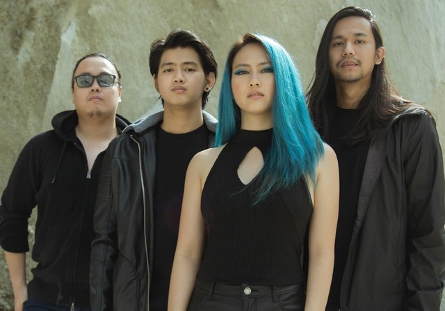 Gracenote releases “City of Vulnerability” from “Small World” album