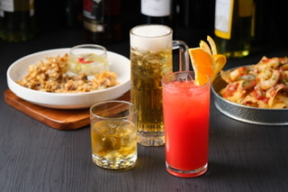 Eastwood Café+Bar Opens Al Fresco Dining with Richmonde Banchetto