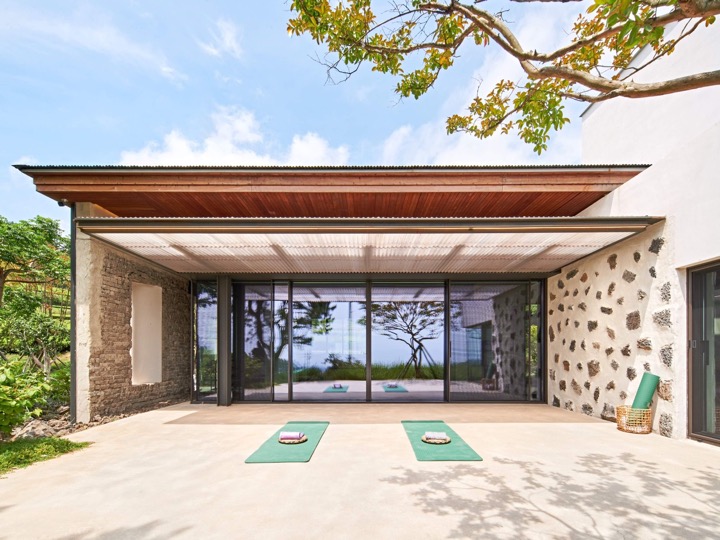 Innisfree lists green tea farms in Korea’s Jeju island on Airbnb