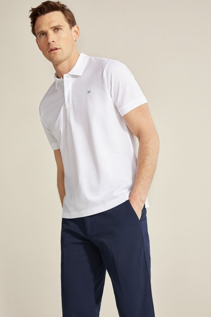 SNAG HUGE DISCOUNTS AT RUSTAN’S SEASON’S FINEST SALE