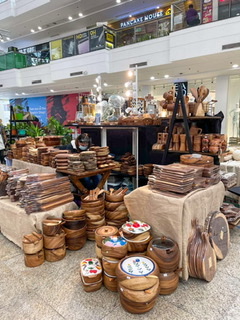 Ayala Malls and the Philippine Fashion Coalition Collaborates with DamaKoLahiKo at the Filipino Fashion Fair