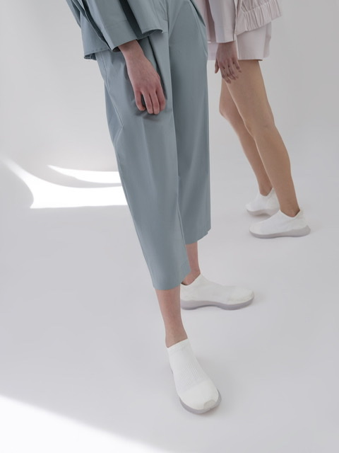 “Therapy” by harlan + holden lets you move with comfort and versatility