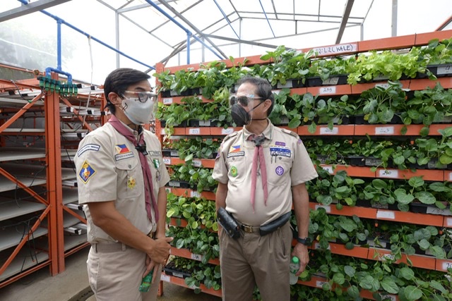 Delbros Group expands Navotas City urban vertical farm with 8 new towers
