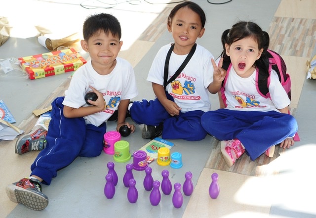 SHARE- A- TOY AT THE SM STORE