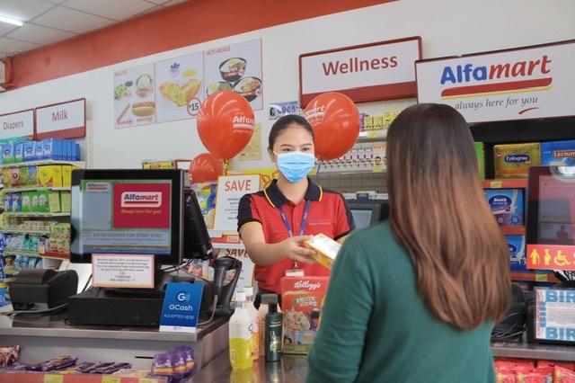 Alfamart adds cashless transactions with GCash barcode payment