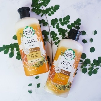 Filipinas In Shock and Awe of Mystery Plant-Based Hair Products herbal essences