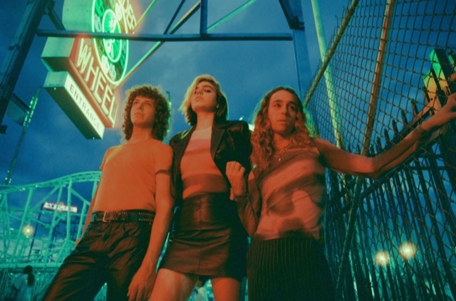 SUNFLOWER BEAN ANNOUNCE NEW ALBUM HEADFUL OF SUGAR 