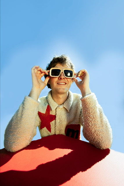 DAYGLOW RELEASES NEW TRACK AND VIDEO "DEEP END"