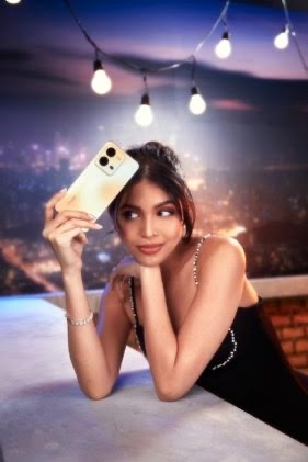 Glow with vivo’s Photochromic 2.0 technology this Halloween with the vivo V25 Series