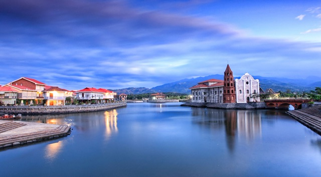 Las Casas de Filipinas Azucar in BATAAN.