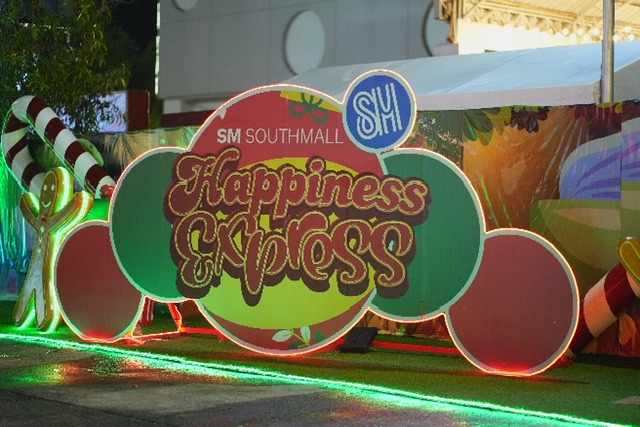 Get Ready for an Immersive Drive-thru at SM Southmall’s Outdoor Holidrive!