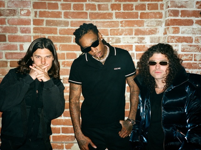 DVBBS and Wiz Khalifa Join Forces onSoon-To-Be-Viral Single "Sh Sh Sh (Hit That)" with urfavexboyfriend and Goldsoul.