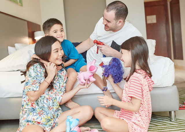 Celebrate Special MOM-ents at a Richmonde Hotel
