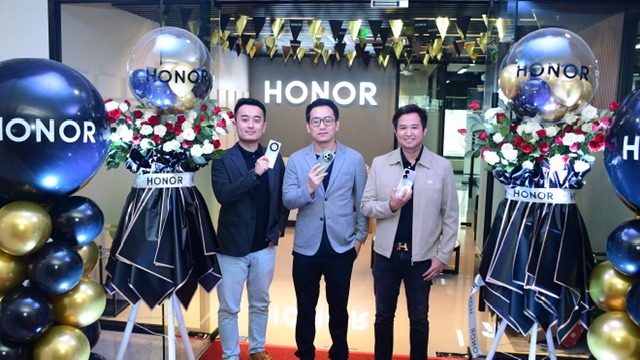 HONOR PH overachieves 2023 target, expands with new HQ