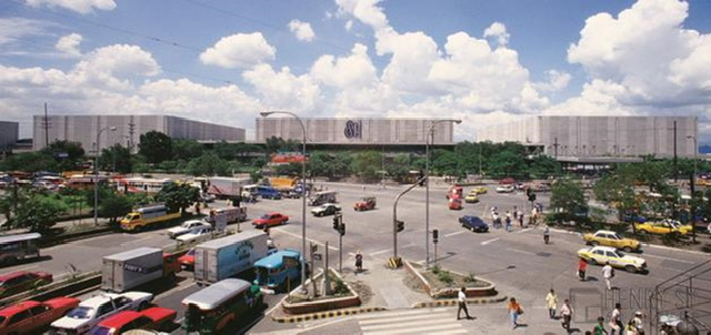 How a childhood memory inspired this employee to work at the SM Store 