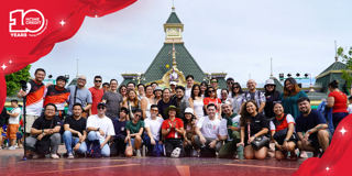 Home Credit Philippines gives 14,000 employees a magical excursion at Enchanted Kingdom, other locations for 10th anniversary