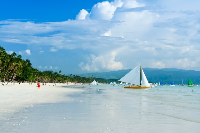 AirAsia Philippines sustains market leadership in Boracay (Caticlan)
