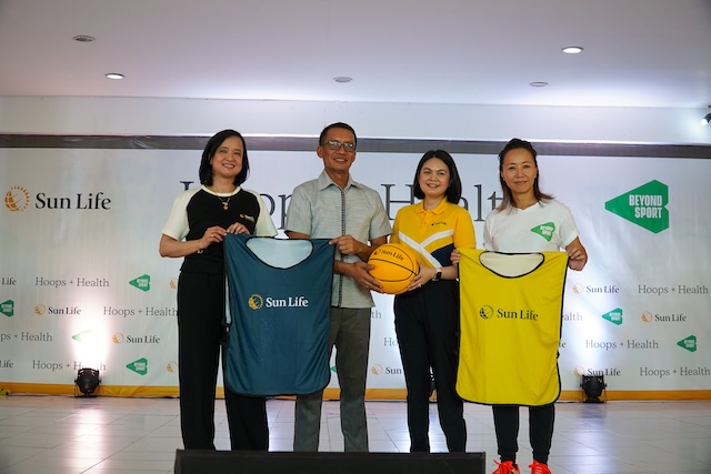 Sun Life expands Hoops + Health program, donates basketball equipment to 130 schools