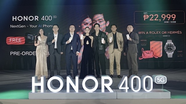 HONOR Welcomes Julia Barretto and Joshua Garcia as its First Brand Ambassadors!