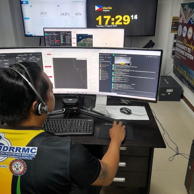 Emergency calls can now be made using messaging apps and social media in Morong, Rizal and Mambajao
