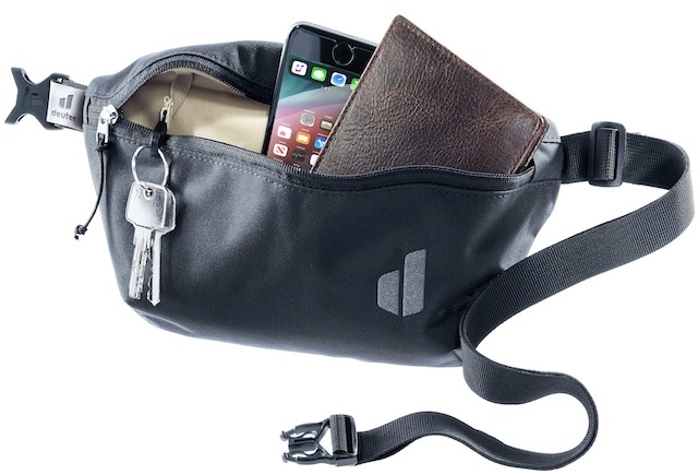Holiday Gift Guide 2025: Sustainable Gifts for Hikers, Travelers & Urban Explorers Deuter