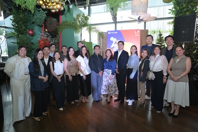 GCash and Klook partner up to launch the ultimate travel card