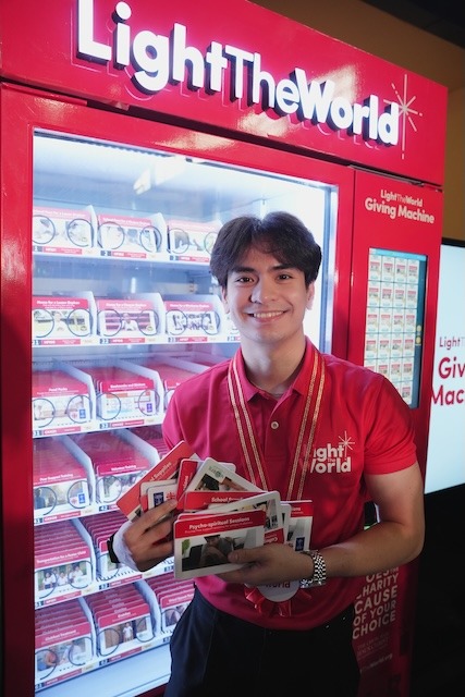 Manila Kicks Off #LightTheWorld Giving Machines Campaign in the Philippines