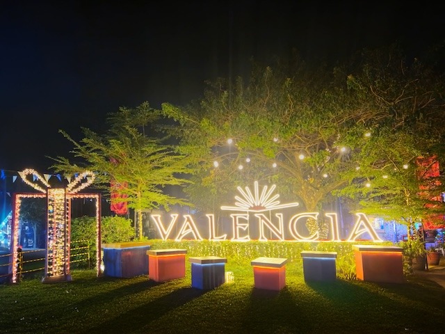 Vista Manors Unwraps Christmas Celebrations in a Nationwide Lighting Ceremony