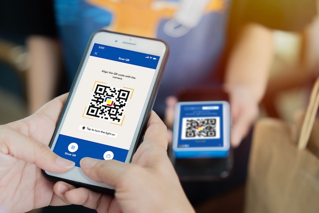 Discover another way to pay. BDO Pay is linked to your BDO accounts, so you can simply scan, send, and pay. And for the Yuletide season, you can get a P500 cashback, too!