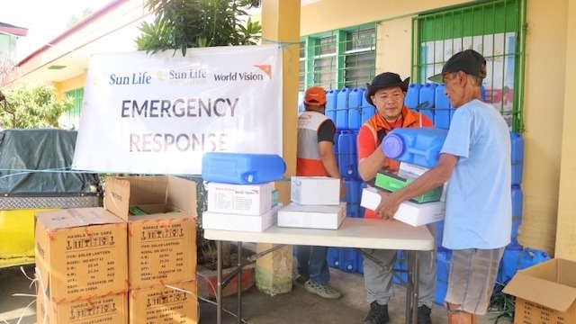 Sun Life donates CAD 150,000 for Cebu earthquake, Typhoons Tino and Uwan relief efforts