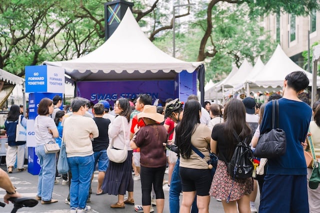 Globe Celebrates Filipino Creativity at Art in the Park’s 20th Anniversary