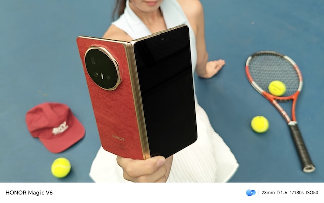 HONOR Magic V6 Unfolds into Every Side of Modern Filipino Life