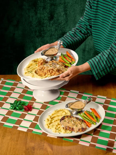 Pancake House Makes Every Gathering Feel Like Home This Christmas 